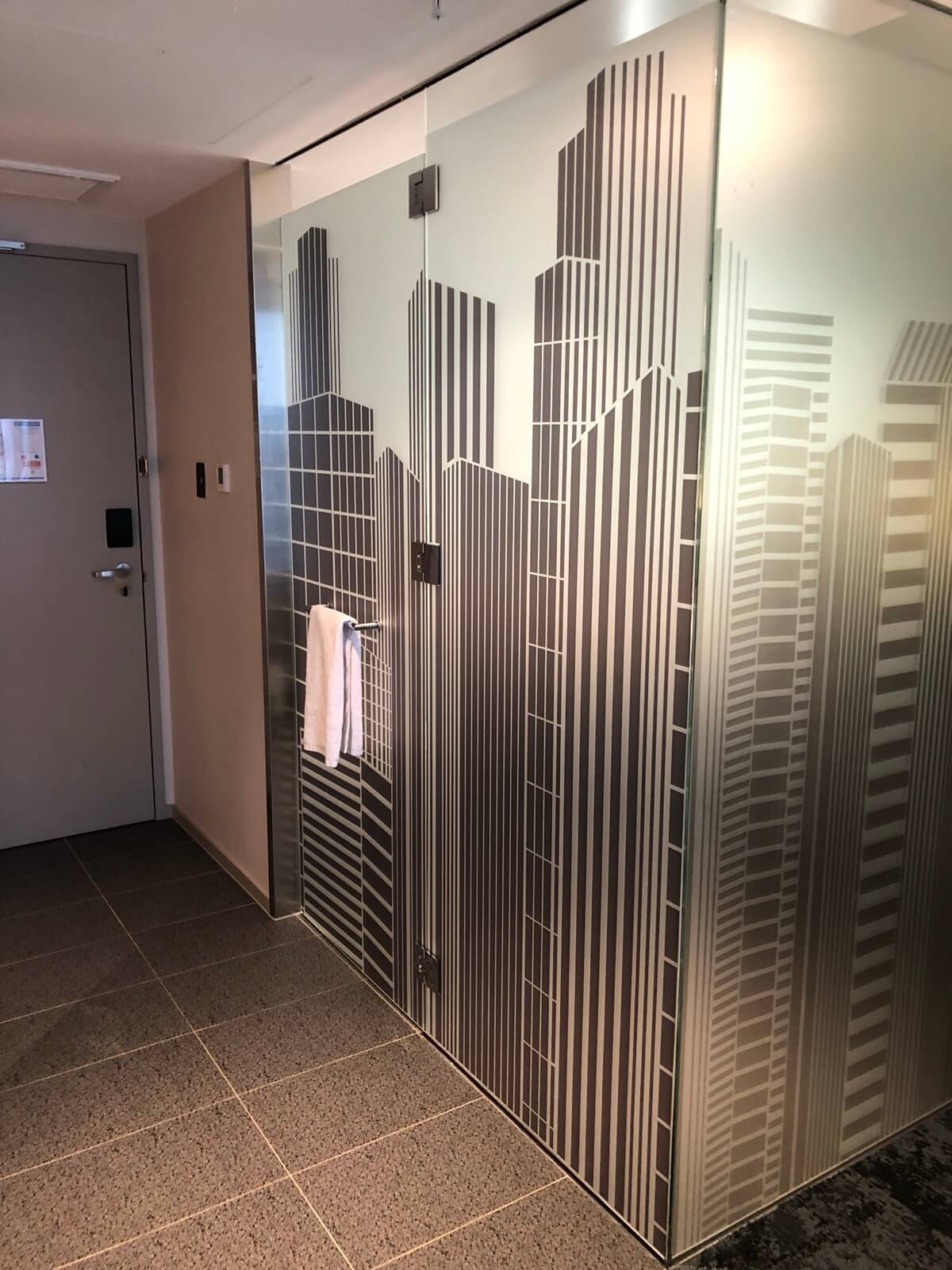 Custom printed frosting – Holiday Inn, Melbourne
